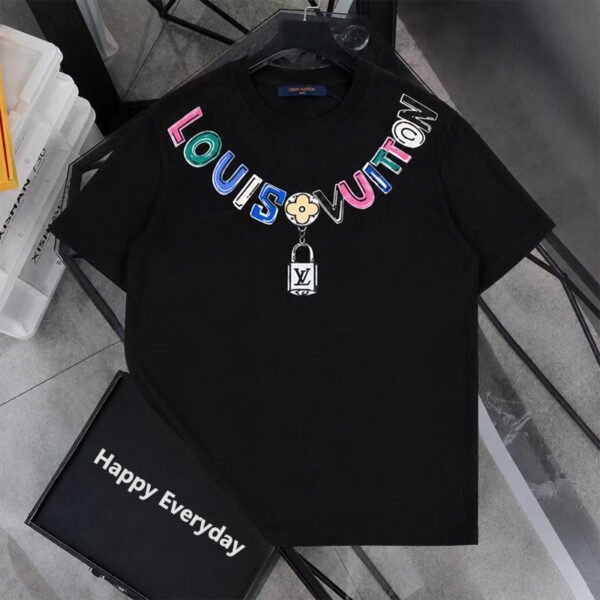 TA00802 High Quality T-shirts Clothing