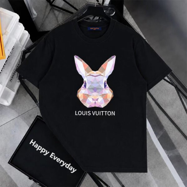 TA01202 High Quality T-shirts Clothing