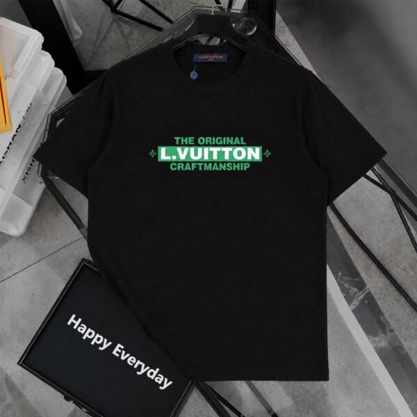 TA01602 High Quality T-shirts Clothing