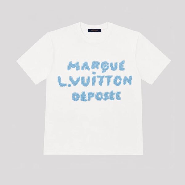 TA02002 High Quality T-shirts Clothing