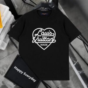 TA02101 High Quality T-shirts Clothing