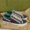 SB001-001-03-04 SB00104 High Quality Shoes Sneakers