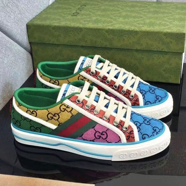 SB001-001-05-02 SB00108 High Quality Shoes Sneakers