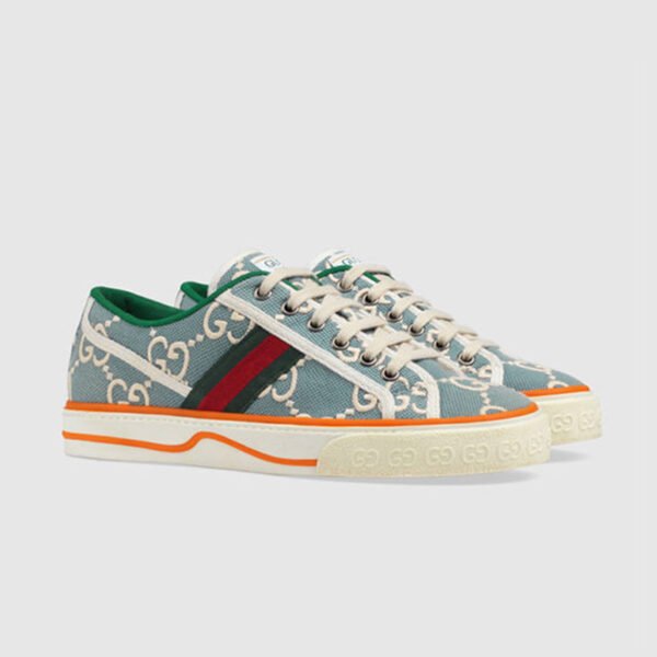 SB001-001-062-01 SB001010 High Quality Shoes Sneakers