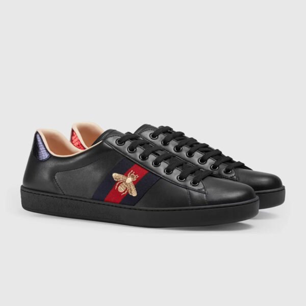SB002-002-051-01 SB00201 High Quality Shoes Sneakers