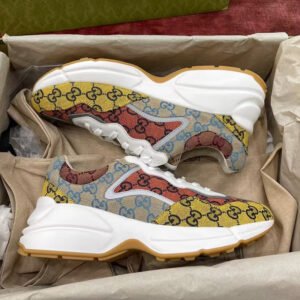 SB003015 High Quality Shoes Sneakers
