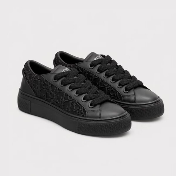 SD00201 High Quality Shoes Sneakers