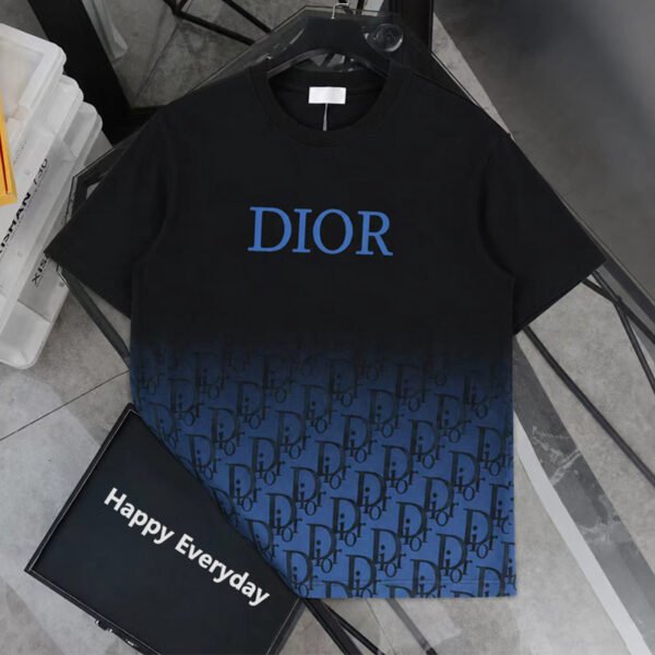TD00102 High Quality T-shirts Clothing