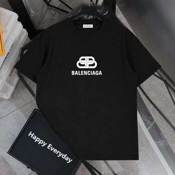 TF00301 High Quality T-shirts Clothing