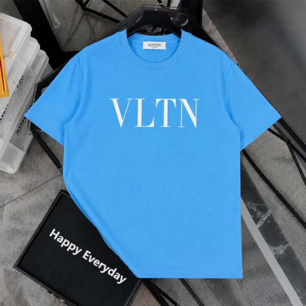 TP00104 High Quality T-shirts Clothing
